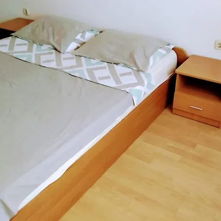 Stefany Apartment